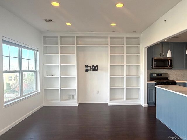 7024 Sandy Dune Way Unit B, Arverne, NY 11692