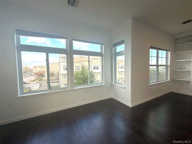 7024 Sandy Dune Way Unit B, Arverne, NY 11692