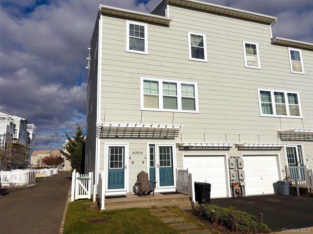 7024 Sandy Dune Way Unit B, Arverne, NY 11692