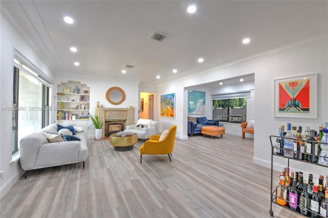 110 N 16th Avenue 0, Hollywood, FL 33020