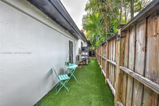 110 N 16th Avenue 0, Hollywood, FL 33020