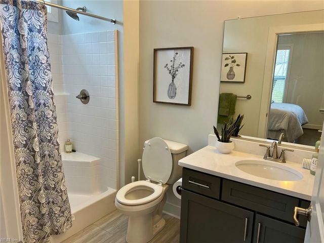 2953 Bermuda Grass LOOP, Virginia Beach, VA 23456