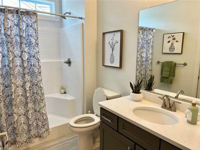 2953 Bermuda Grass LOOP, Virginia Beach, VA 23456