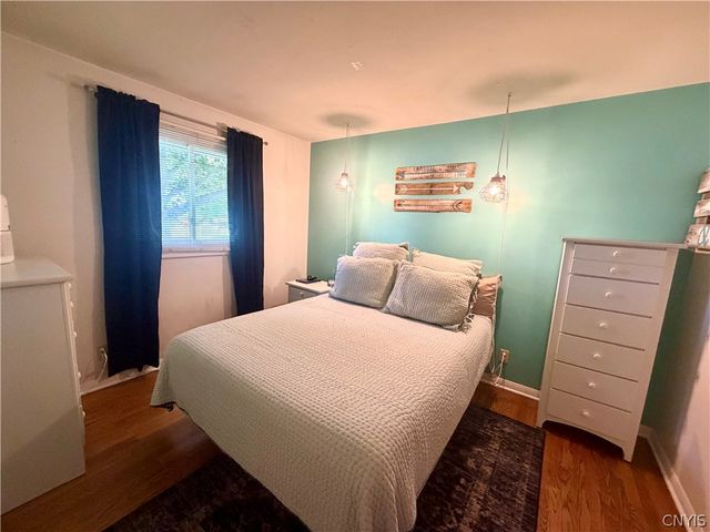 114 Kimberly Drive East, Camillus, NY 13219