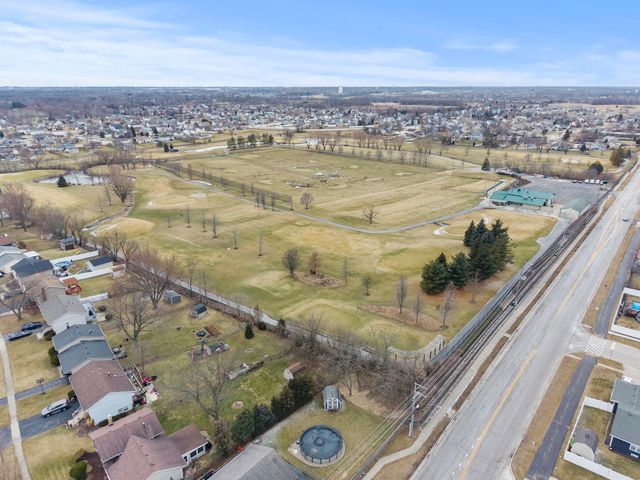 7624 W Juniper Court, Frankfort, IL 60423