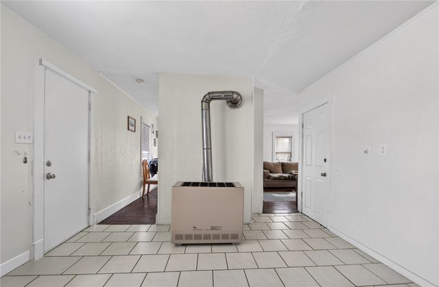 79 Chestnut Hill Avenue, Cranston, RI 02920