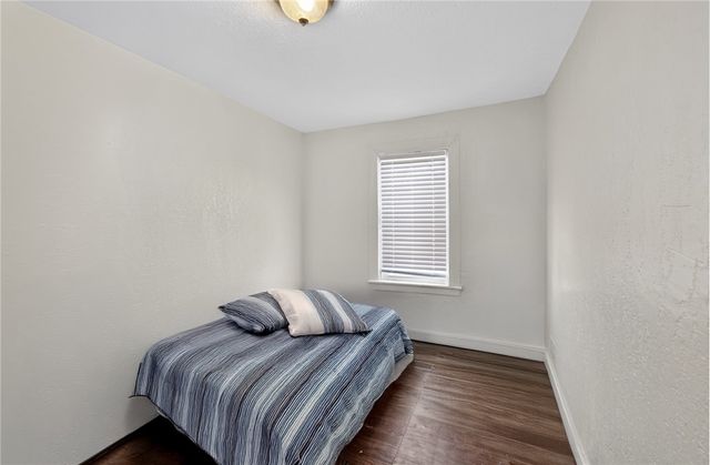 79 Chestnut Hill Avenue, Cranston, RI 02920