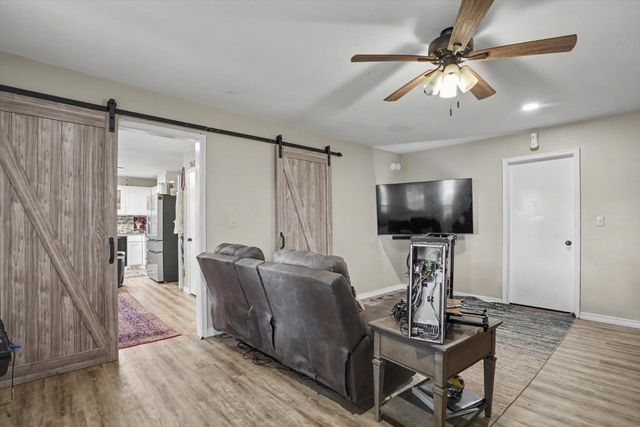 6331 S 126th West Avenue, Sapulpa, OK 74066