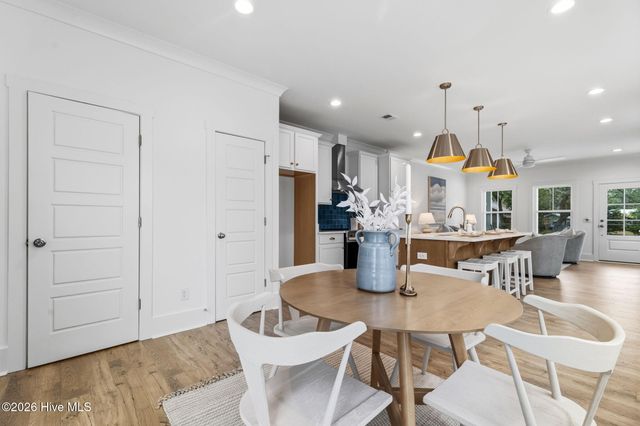 320 Goldsboro Avenue 2, Carolina Beach, NC 28428