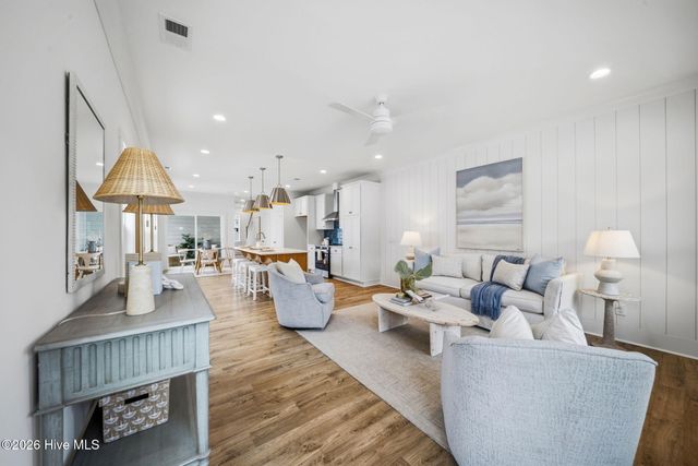 320 Goldsboro Avenue 2, Carolina Beach, NC 28428