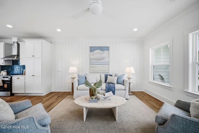 320 Goldsboro Avenue 2, Carolina Beach, NC 28428
