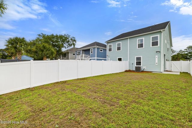 320 Goldsboro Avenue 2, Carolina Beach, NC 28428