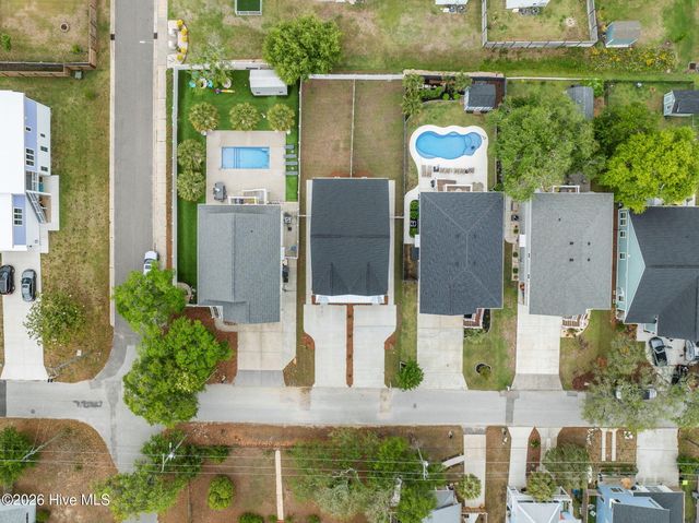 320 Goldsboro Avenue 2, Carolina Beach, NC 28428