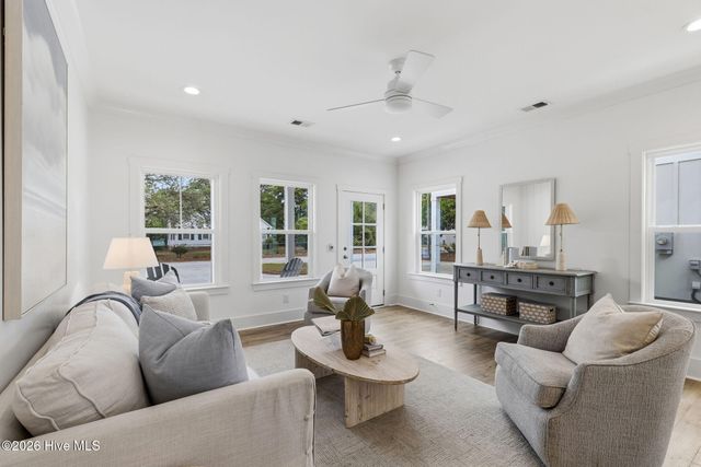 320 Goldsboro Avenue 2, Carolina Beach, NC 28428