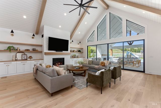 11950 W Lanktree Gulch Rd, Star, ID 83669