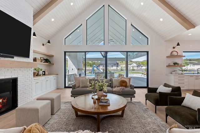 11950 W Lanktree Gulch Rd, Star, ID 83669