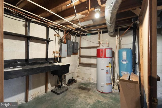 9820 N SHORE DR, Seaford, DE 19973