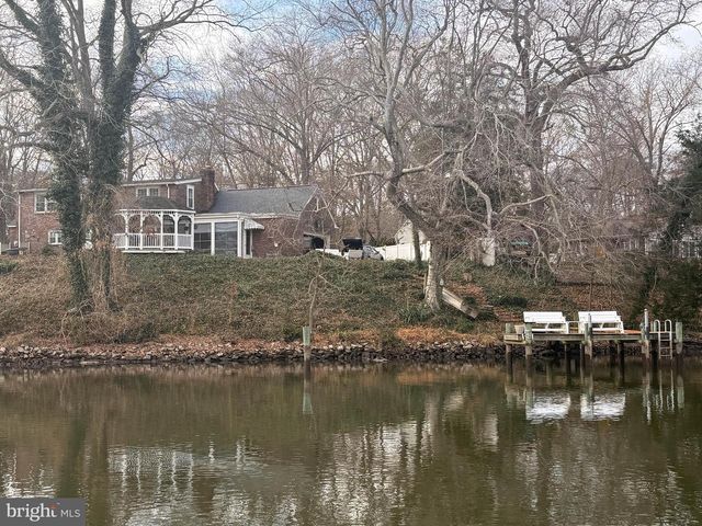 9820 N SHORE DR, Seaford, DE 19973