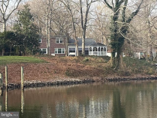 9820 N SHORE DR, Seaford, DE 19973