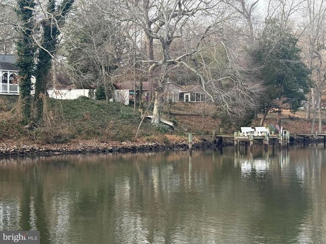 9820 N SHORE DR, Seaford, DE 19973