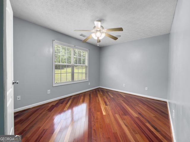 120 Copper Creek Drive, Lagrange, GA 30240