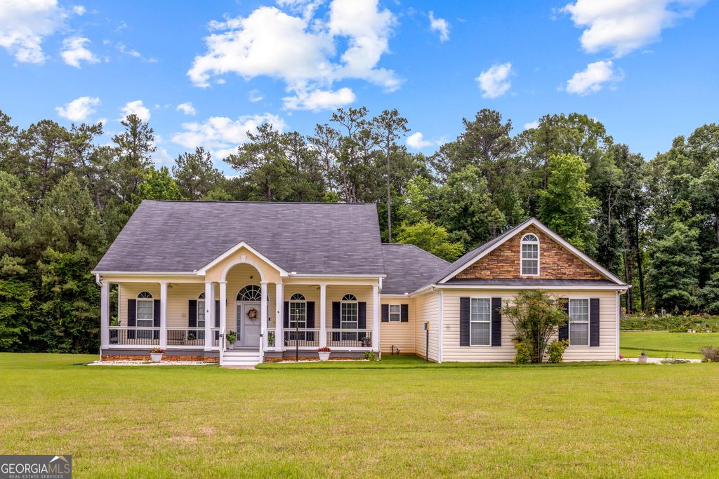 120 Copper Creek Drive, Lagrange, GA 30240