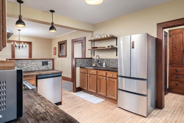 307 E Broadway STREET, Viroqua, WI 54665