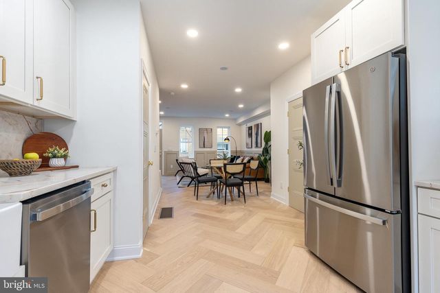 814 MOUNTAIN ST, Philadelphia, PA 19148