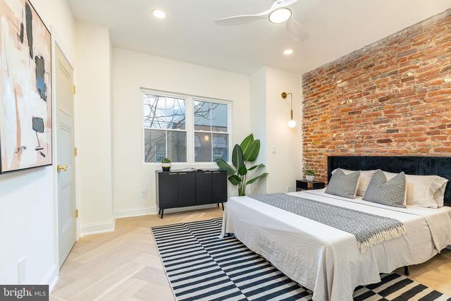 814 MOUNTAIN ST, Philadelphia, PA 19148