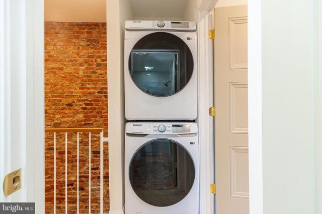 814 MOUNTAIN ST, Philadelphia, PA 19148