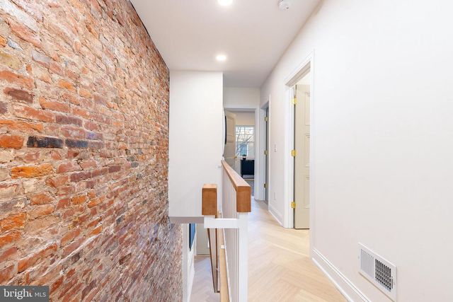 814 MOUNTAIN ST, Philadelphia, PA 19148