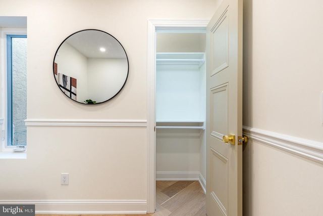 814 MOUNTAIN ST, Philadelphia, PA 19148