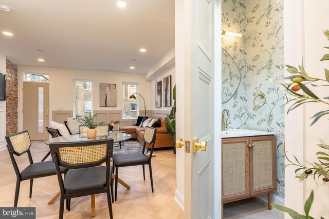 814 MOUNTAIN ST, Philadelphia, PA 19148