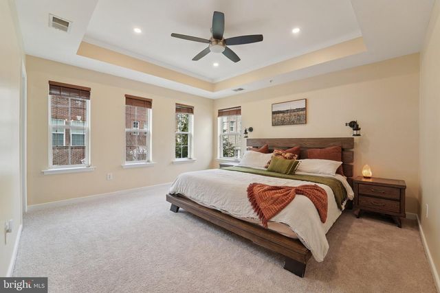 7054 JOANN KHAN DR, Elkridge, MD 21075