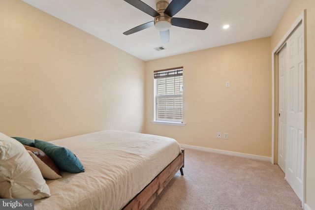 7054 JOANN KHAN DR, Elkridge, MD 21075