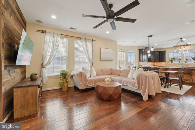 7054 JOANN KHAN DR, Elkridge, MD 21075