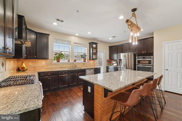 7054 JOANN KHAN DR, Elkridge, MD 21075