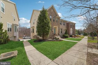 7054 JOANN KHAN DR, Elkridge, MD 21075