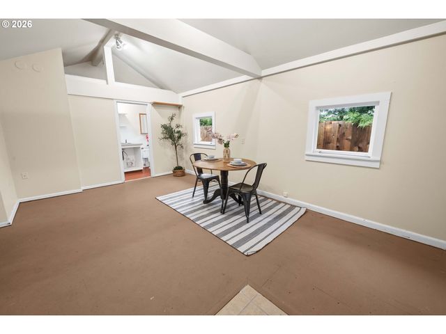 150 AVENUE U, Seaside, OR 97138
