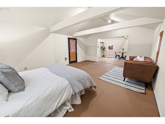 150 AVENUE U, Seaside, OR 97138