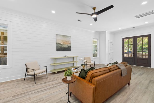 1924 Harper Street, North Charleston, SC 29406