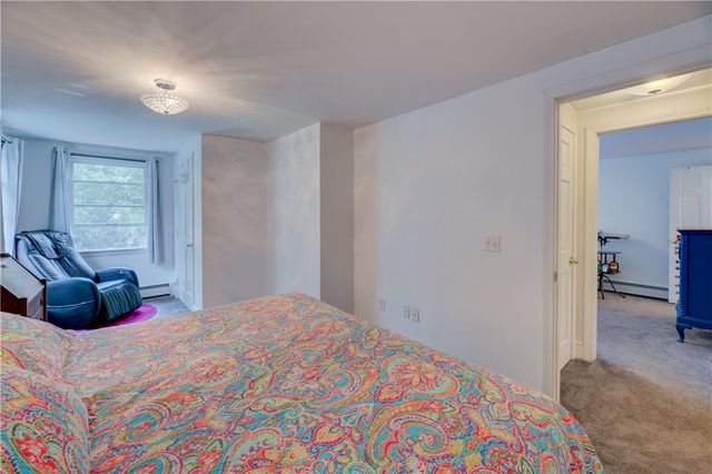 333 Greenwood Avenue, Warwick, RI 02886