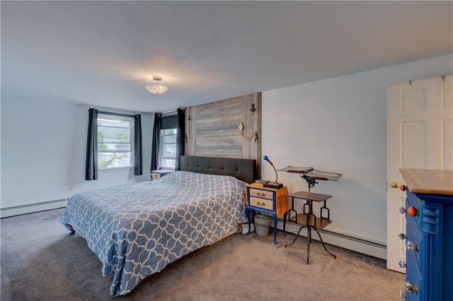 333 Greenwood Avenue, Warwick, RI 02886