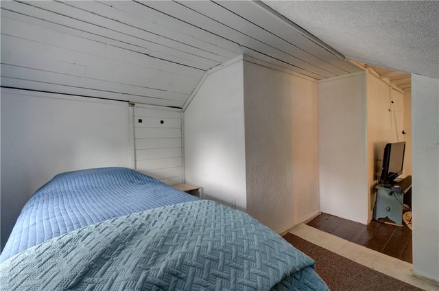 333 Greenwood Avenue, Warwick, RI 02886