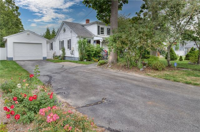 333 Greenwood Avenue, Warwick, RI 02886