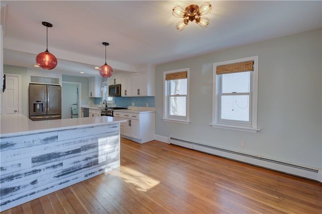 333 Greenwood Avenue, Warwick, RI 02886