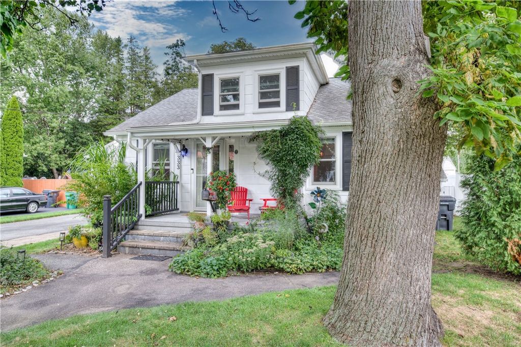 333 Greenwood Avenue, Warwick, RI 02886