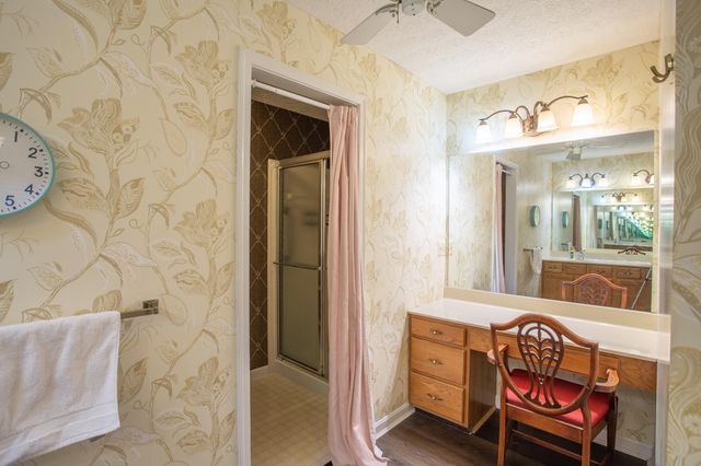 2825 Deerfield Drive, Villa Hills, KY 41017