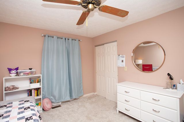 2825 Deerfield Drive, Villa Hills, KY 41017