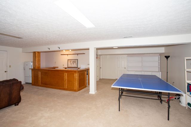 2825 Deerfield Drive, Villa Hills, KY 41017